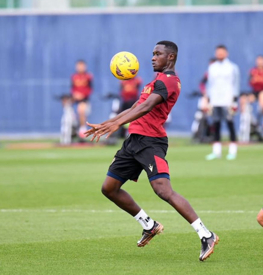 Players wearing nike phantom vision best sale