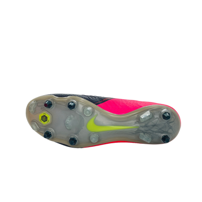 Nike Phantom Venom Elite SG-Pro AC