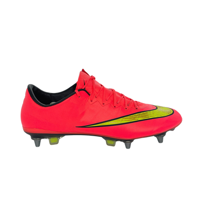Nike Mercurial Vapor X Hyper Punch SG – Seitenansicht