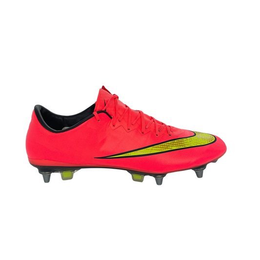 Nike Mercurial Vapor X Hyper Punch SG – Seitenansicht