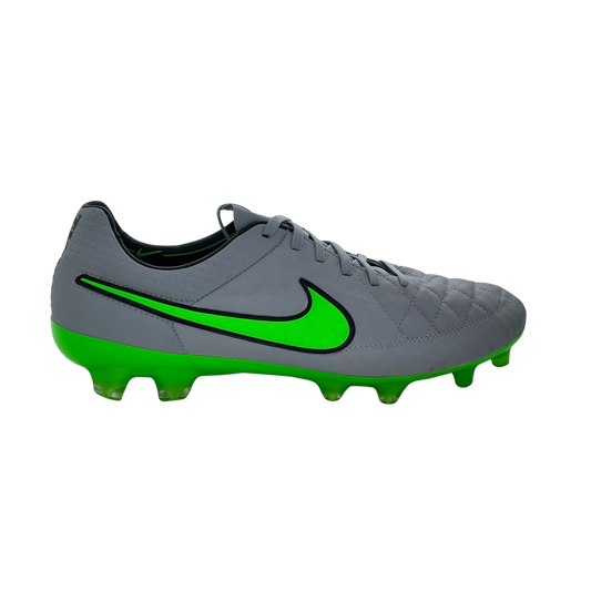 Nike Tiempo Legend V FG