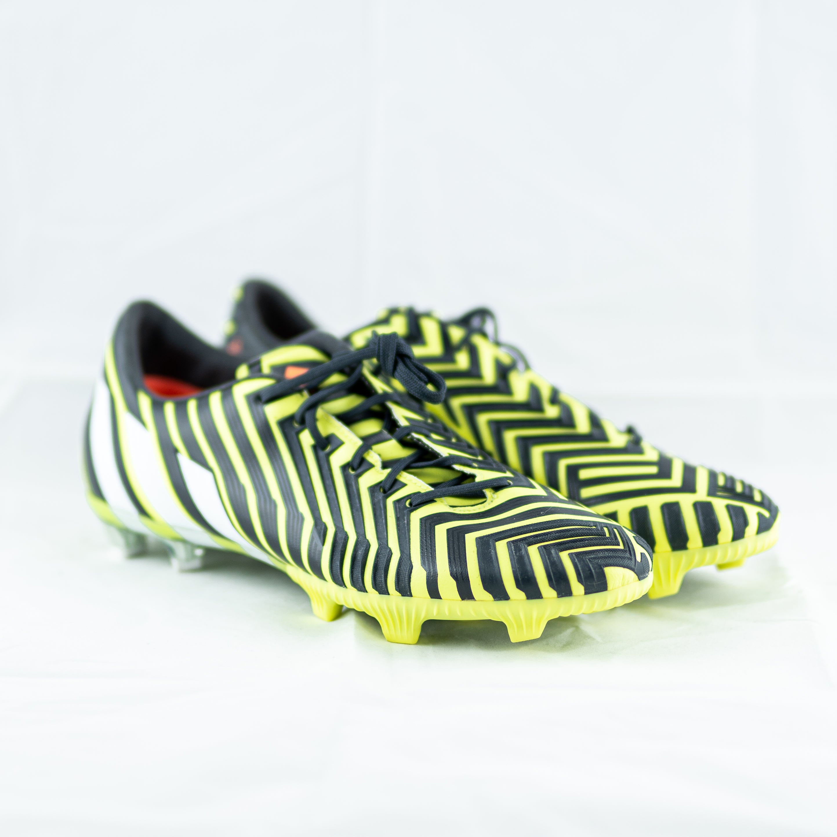 Adidas predator instinct online