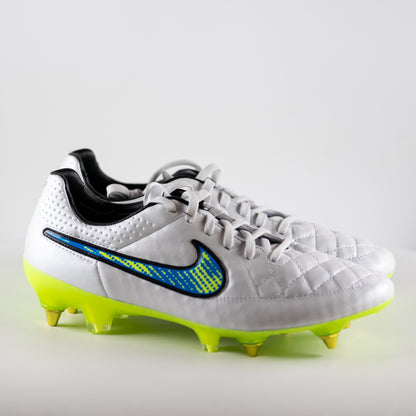 Nike Tiempo Legend V SG