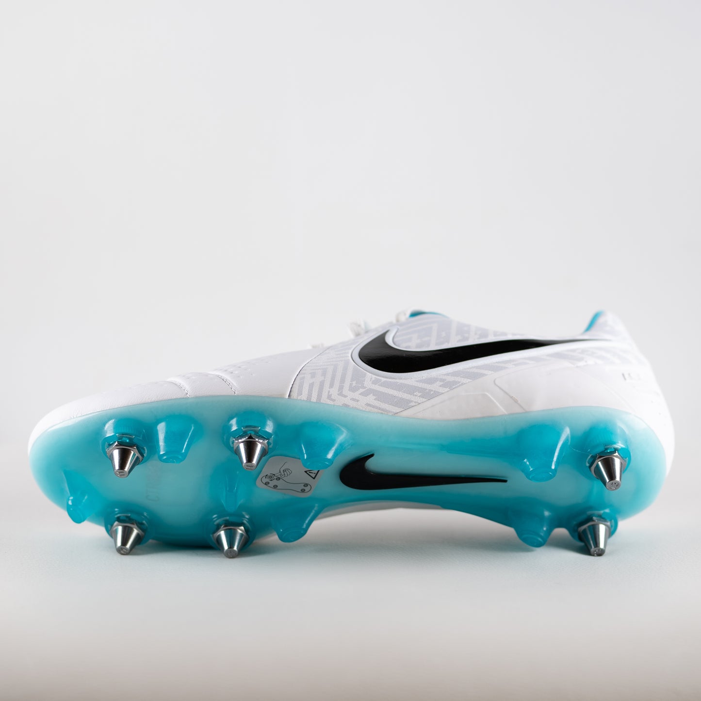 Nike CTR360 Maestri III SG