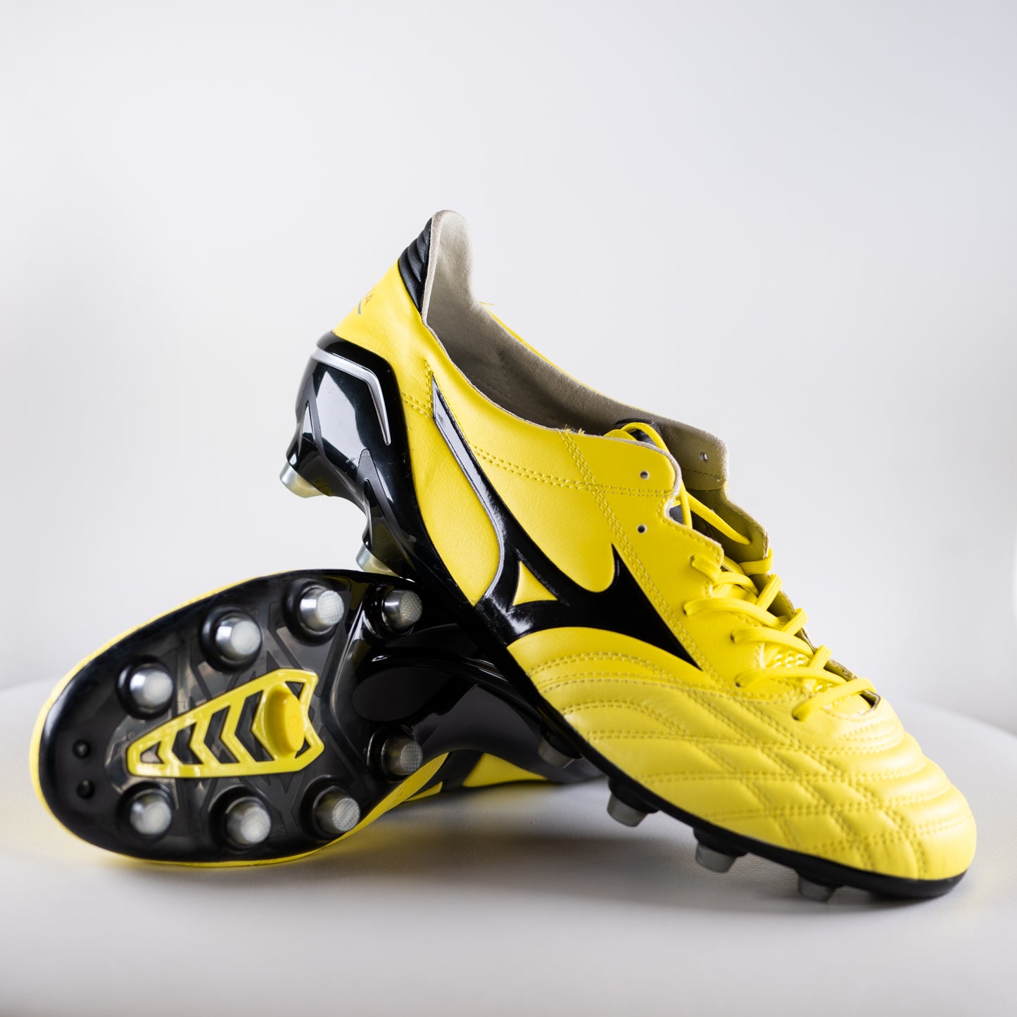 Mizuno Morelia Neo FG