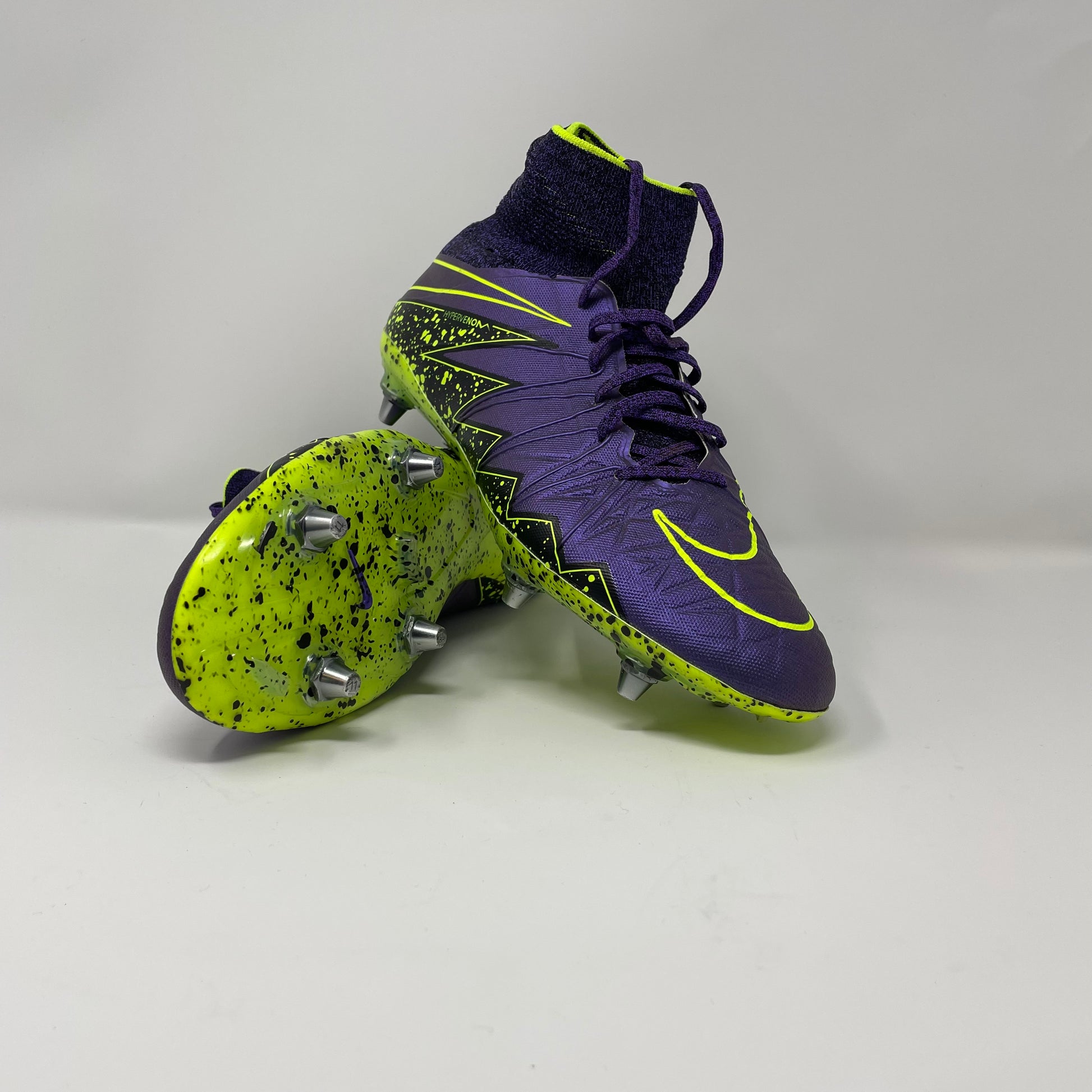 Purple hypervenom top phantom 2